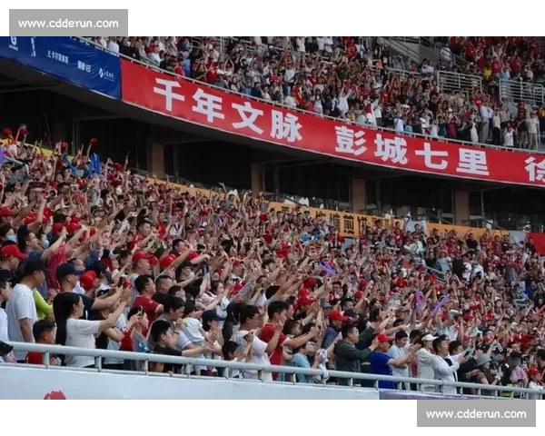 苏超单场观众破 3 万创历史，长三角球迷专列点燃热潮